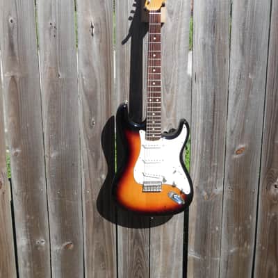 Fender Robert Cray Signature Stratocaster- 3-Color Sunburst w/Fishman Greg Koch Pickups image 1