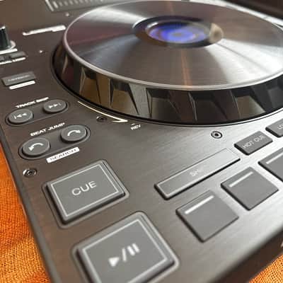Denon LC6000 Prime Performance Expansion Controller 2021 - Present - Black image 3