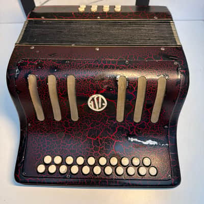 Accordion Made in Italy 1900s image 6