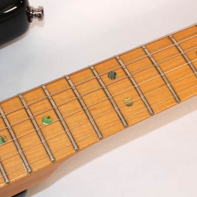 2005 Fender US Stratocaster Deluxe • 2005 • Tobacco Sunburst • Excellent Original Condition • Original Tweed Case image 10