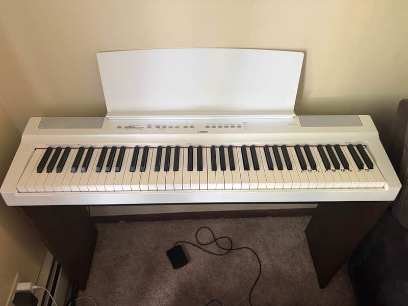 Yamaha P-121 Digital Piano 2018 - Present - White image 1