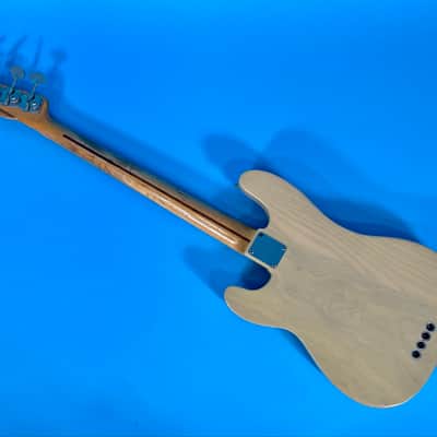 Fender Precision Bass 1952 - Blonde image 24