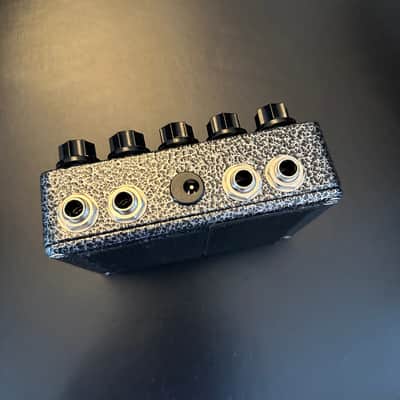 Analogman Bi-Comp Rev 5: Top Jacks, 1979 RCA Chip, Ryck Switch, 4 Jacks, Comprossor image 2