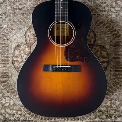 Eastman E1OOSS-SB Slope Shoulder OO-Style Acoustic Guitar w/ Gig Bag & Free Pro Setup image 2