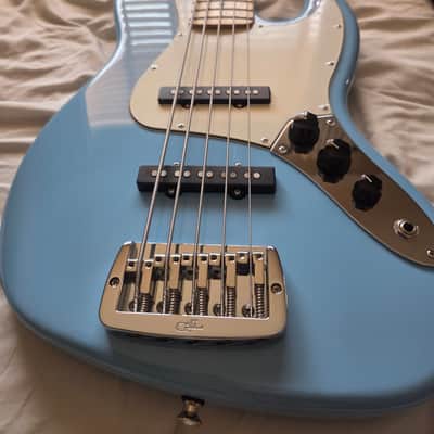 G&L Fullerton Deluxe JB-5 2023 - Himalayan Blue image 4