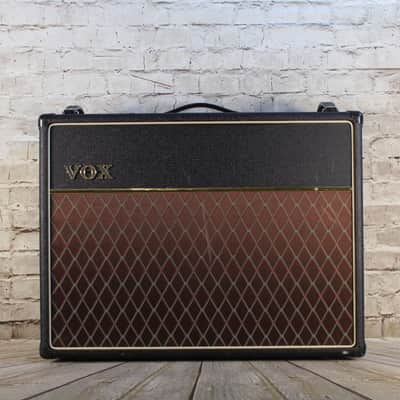 Vox AC30CC2X Custom Classic 2-Channel 30-Watt 2x12" Blue Alnico Guitar Combo
