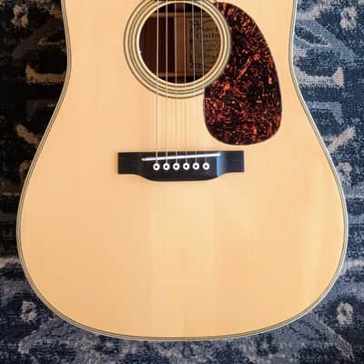 Martin Limited Edition D-28 GE Golden Era 2002 - Adirondack Top Brazilian Rosewood back and sides - Natural image 2