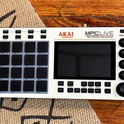 Akai MPC Live image 1