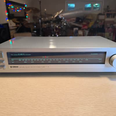 Vintage 1980s Yamaha T-10 AM/FM Analog Stereo Tuner Silver JAPAN Serviced Rare🎶 image 2