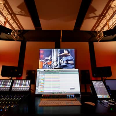 Avid S6 M40 Console 32Chnl Fader-, Knob- and Process Module incl. Zaor custom Desk image 11