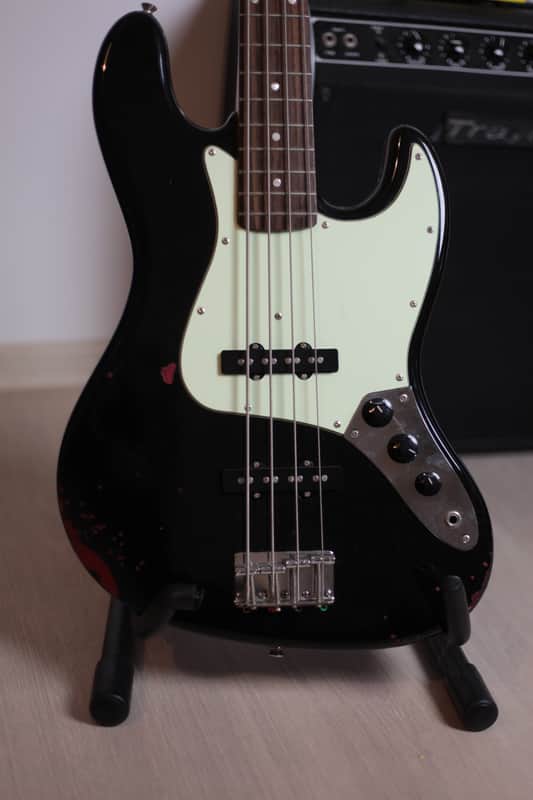 Fernandes Jazz Bass - black image 1