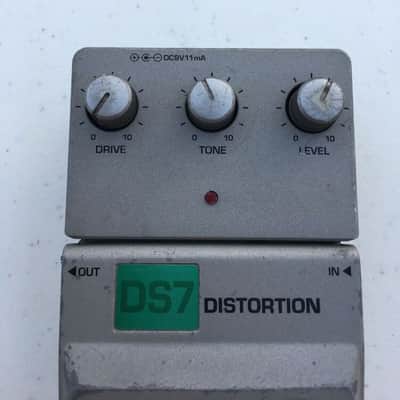 Ibanez DS7 Tone-Lok Analog Distortion Vintage Guitar Effect Pedal image 2
