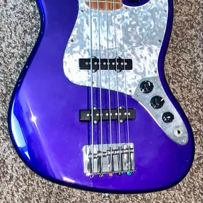 1998 Fender Standard Jazz Bass V 5 string electric bass guitar with fender ata Hardshell case image 7