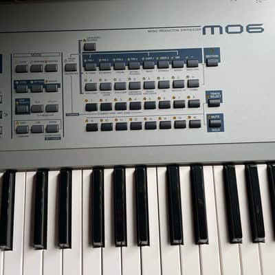 Yamaha MO 6 Production Synthesizer 2000s - Gray image 3