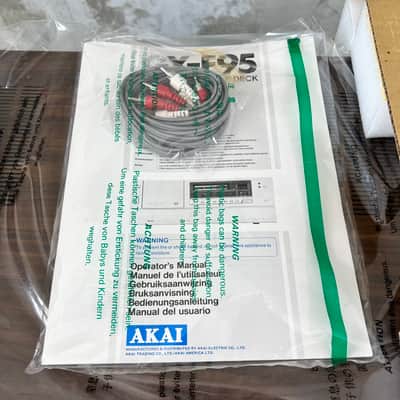 Akai GX-F95 Stereo Cassette Deck New Old Stock 1980’s - Silver image 6
