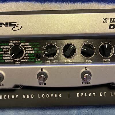 Line 6 25th Anniversary DL4 MkII 2024 - Silver image 1