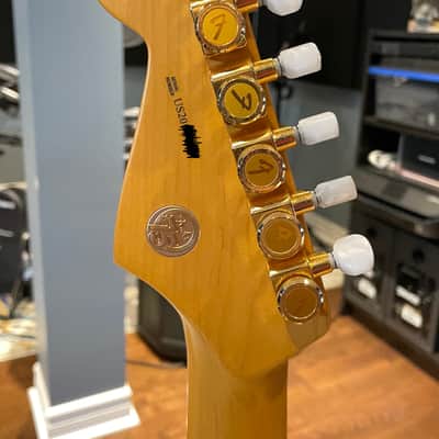 Fender 75th Anniversary Commemorative Stratocaster 2021 - 2-Color Bourbon Burst image 3