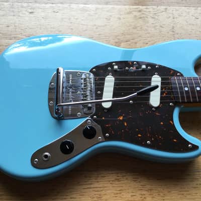 Fender Mustang '69 Reissue MIJ  Sonic Blue image 7