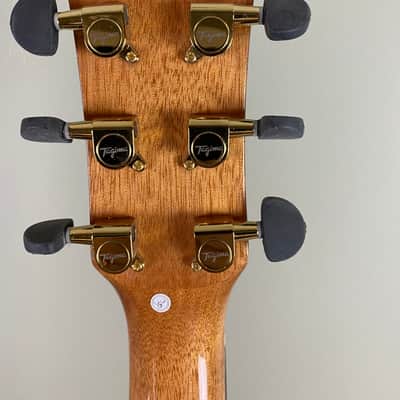 Tagima California EQ Steel Medium Jumbo Cutaway Acoustic Guitar - Black image 8
