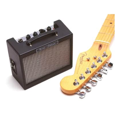 Fender MD20 Mini Deluxe Amplifier image 2