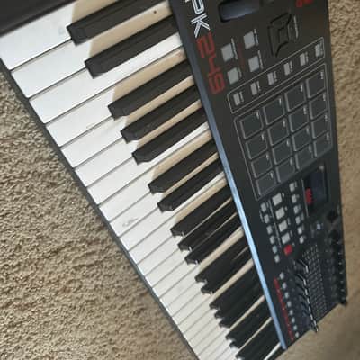 Akai MPK249 2014 - Present - Black image 3