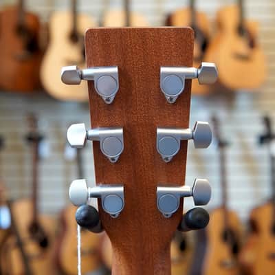 Martin Road Series OMC-10E Modern Acoustic-electric Guitar 1935 Sunburst w/Softshell Case image 8