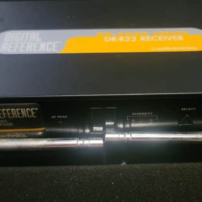 Audio Technica DR-2000 Series Wireless Guitar System image 2
