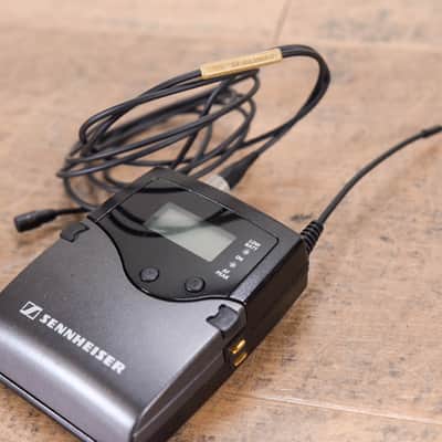 Sennheiser SK2000XP Belt Pack with MKE 2-4 Lavalier Mic - 626-698 MHz CG00T49 image 3