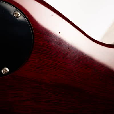 Gibson Les Paul Deluxe 70s, Cherry Sunburst | Demo image 15