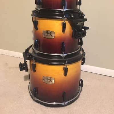 Pearl ELX 5-piece drum set in Amber fade w/ black hardware image 3