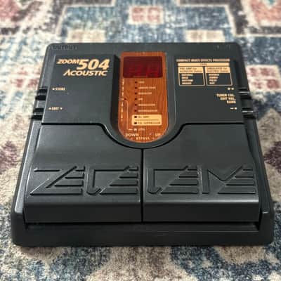 Zoom 504 Acoustic Guitar Effect Pedal! image 2