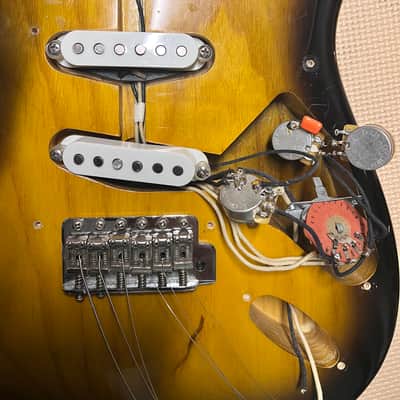 Fender MIJ ST54-128 “Extrad” image 5