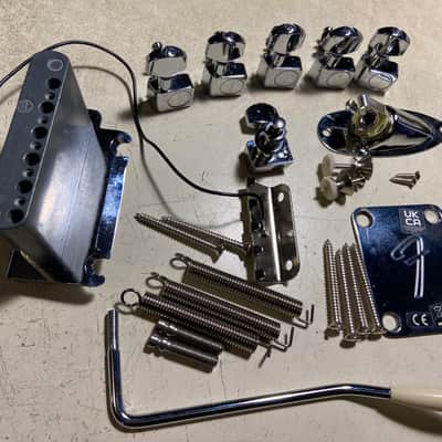 Fender Player Strat Stratocaster Hardware Bridge Tuners "F" Neck Plate Output image 5