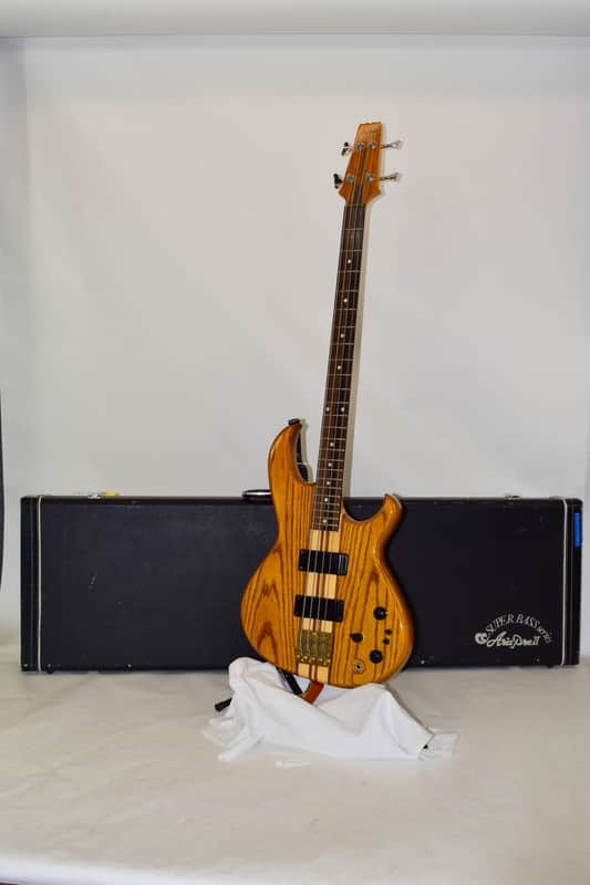 Vintage Aria Pro II SB-900 Bass with Original Case Bridge pickup bad with only one coil functioning image 1