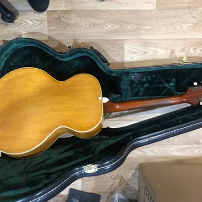 1951-1956 Epiphone Century archtop guitar, P 90 pick up, image 6