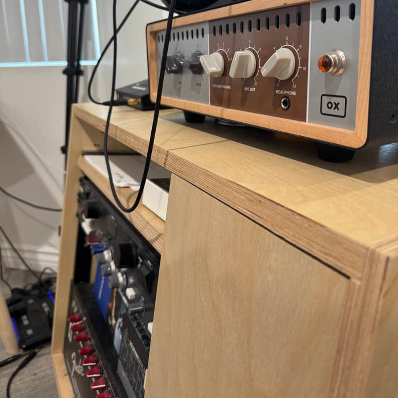 2019 – Present Universal Audio OX Amp Top Box Attenuator Silve…