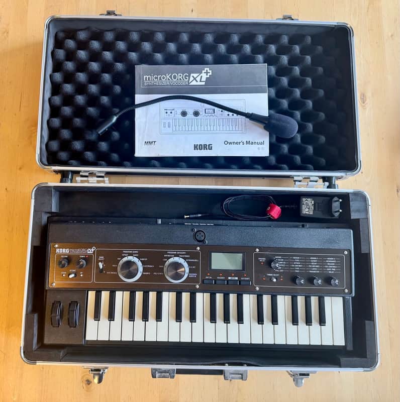 Korg microKORG XL+ Synthesizer/Vocoder — Excellent Condition w/ Hard Shell Road Case image 1