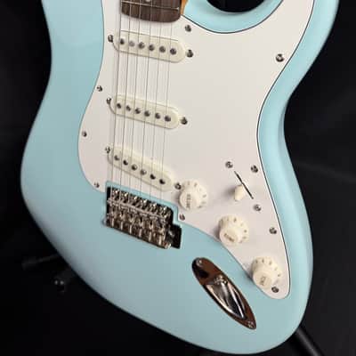 Squier FSR Classic Vibe 70's Stratocaster Electric Guitar Sonic Blue Finish (037) image 7