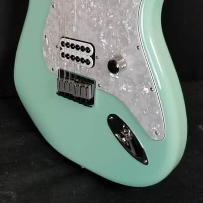 Fender Limited Edition Tom DeLonge Stratocaster, Rosewood FB, Surf Green, w/Bag image 4