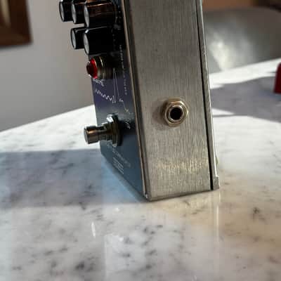 Spaceman WOW Signal Alien Fuzz Communicator 2010s - Silver Edition image 4