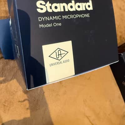 Universal Audio Standard SD-1 Cardioid Dynamic Microphone 2022 - Present - White image 6