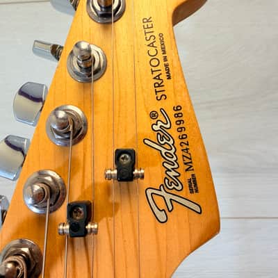 Fender Standard Stratocaster MIM Candy Apple Red Maple Neck 2005 Electric Guitar 2005 image 6