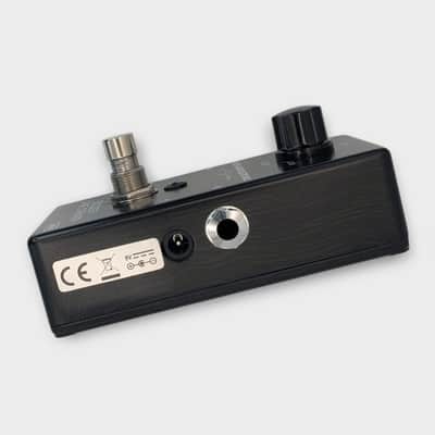 MXR MC401 CAE Boost / Line Driver 2007 - Present - Black image 2