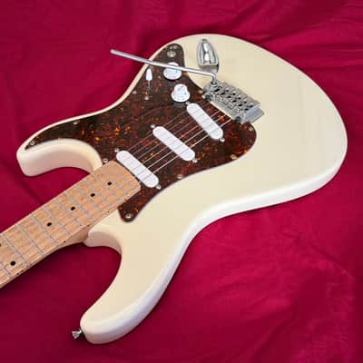 Carvin Bolt SSS Tremolo - Custom Shop Strat Killer - Made in USA - Vintage White - Lace Style Pickups - Free Pro Setup image 6