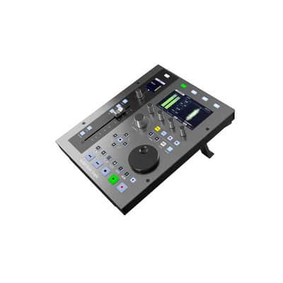 SOLID STATE LOGIC UF1 1 fader, 2 écrans LCD, 5 encodeurs image 3