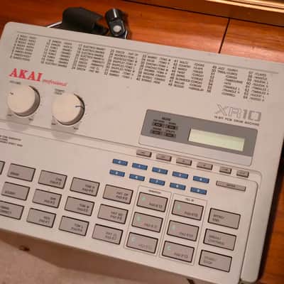 Akai XR10 1990 - Gray image 2