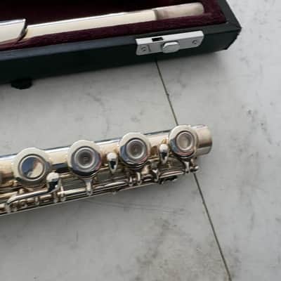 Yamaha YFL-481 Intermediate B-Foot Flute 2010s - Silver image 15