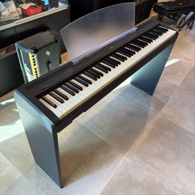 Yamaha P-95B Digital Piano + Stand image 1
