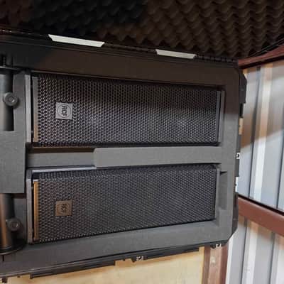 RCF (2) NXL 14-A Column Speakers with SKB Case and Tuki Covers image 7