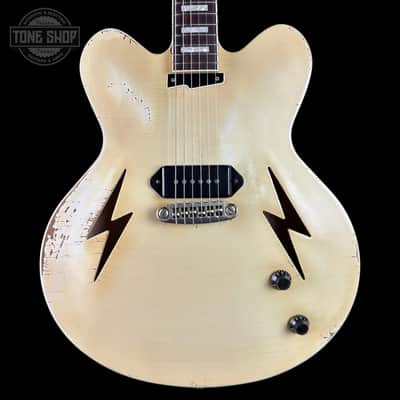 Rock N Roll Relics Lightning Jr Nicotine White Medium Aging w/case image 1